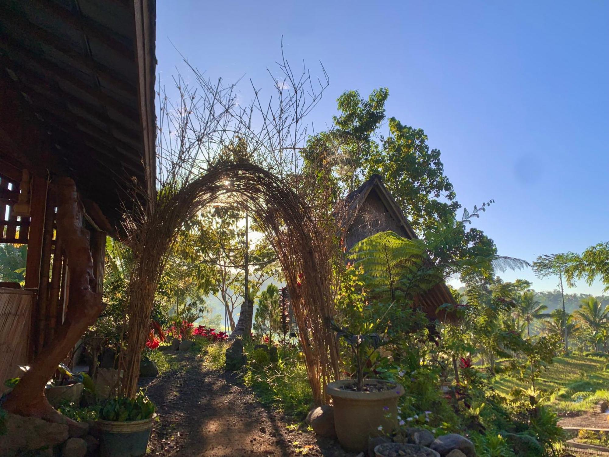 The Alam Tetebatu Bungalow & Restaurant Екстер'єр фото